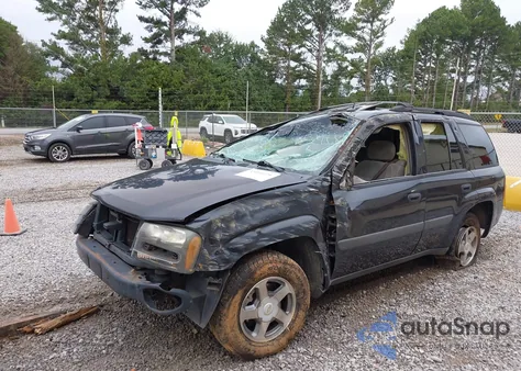 2005 Chevrolet Trailblazer Ls from USA, damaged, VIN 1GNDS13S752292148